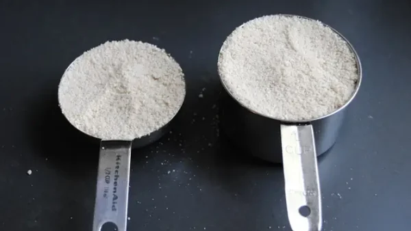50g Bằng Bao Nhiêu Muỗng: Hướng Dẫn Đổi Đơn Vị Đo Lường Trong Nấu Ăn & Làm Bánh