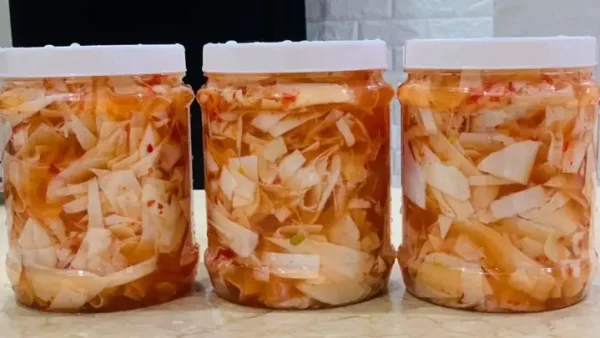 Ăn Măng Ngâm Ớt Có Tốt Không? Rủi Ro Và Lợi Ích Cần Biết