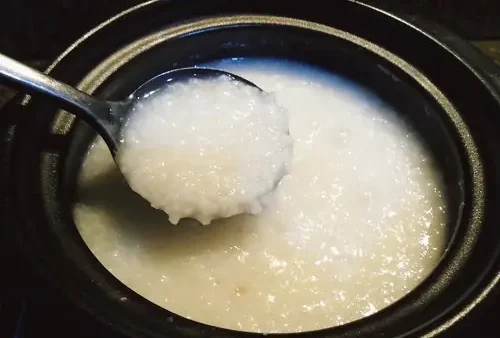 Ăn Mẻ Có Tốt Không? Lợi Ích, Rủi Ro Và Lưu Ý An Toàn