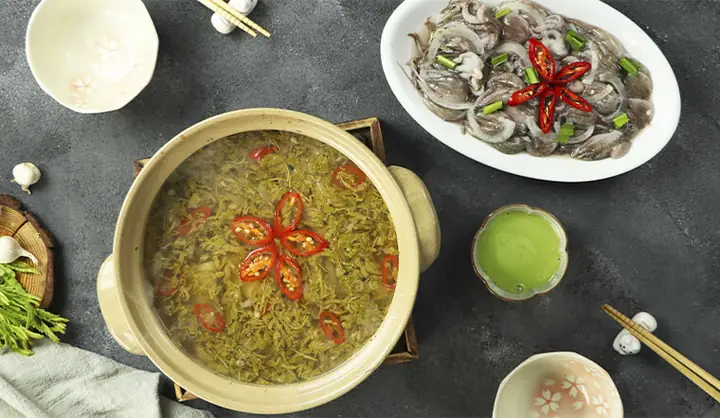 Hướng Dẫn Chi Tiết Cách Làm Bạch Tuộc Nhúng Lá Me Giòn Ngon, Thơm Lừng Hướng Dẫn Chi Tiết Cách Làm Bạch Tuộc Nhúng Lá Me Giòn Ngon, Thơm Lừng