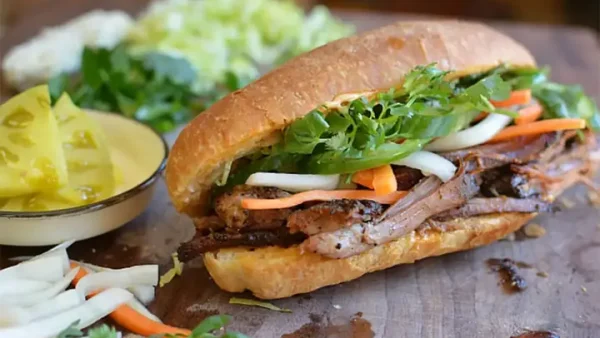 Bán Đồ Ăn Sáng Gì? Gợi Ý Món Phù Hợp Khách Hàng, Khu Vực Và Ngân Sách