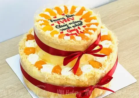 Bánh Bông Lan Trứng Muối 2 Tầng: Khám Phá Các Mẫu Đẹp & Nơi Mua Uy Tín