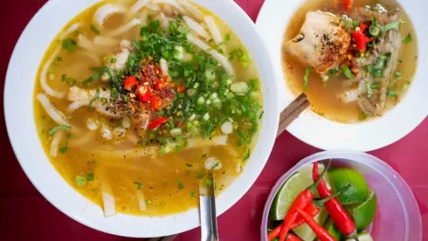 Bánh Canh Cua Rời Huế: Khám Phá Top Quán Ngon & Bí Quyết Thưởng Thức Chuẩn Vị