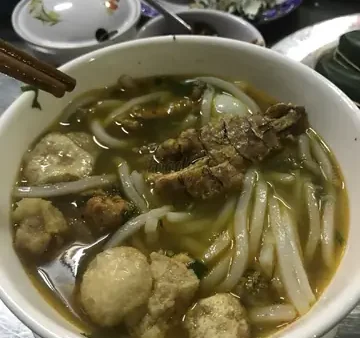 Bánh Canh Hải Sản Mụ Nị Huế: Địa Chỉ, Menu Và Review Chi Tiết