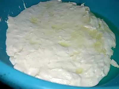 Bánh Ít Làm Từ Bột Gì? Khám Phá Nguyên Liệu Truyền Thống & Biến Tấu Độc Đáo