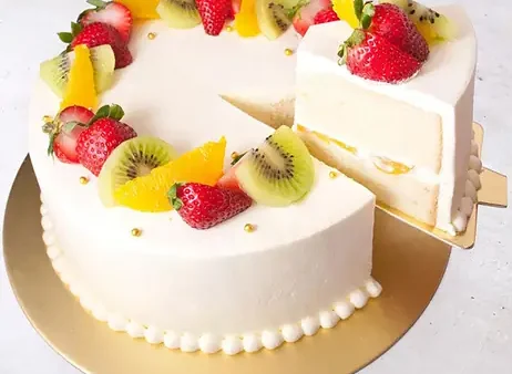 Bánh Kem Dâu Tây Dễ Thương: Mẫu Mã, Cách Trang Trí Và Địa Điểm Mua Sắm
