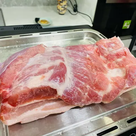 Bánh Mì Heo Quay Ngon: Bí Quyết Làm & Chọn Quán Chuẩn Vị Sài Gòn Bánh Mì Heo Quay Ngon: Bí Quyết Làm & Chọn Quán Chuẩn Vị Sài Gòn