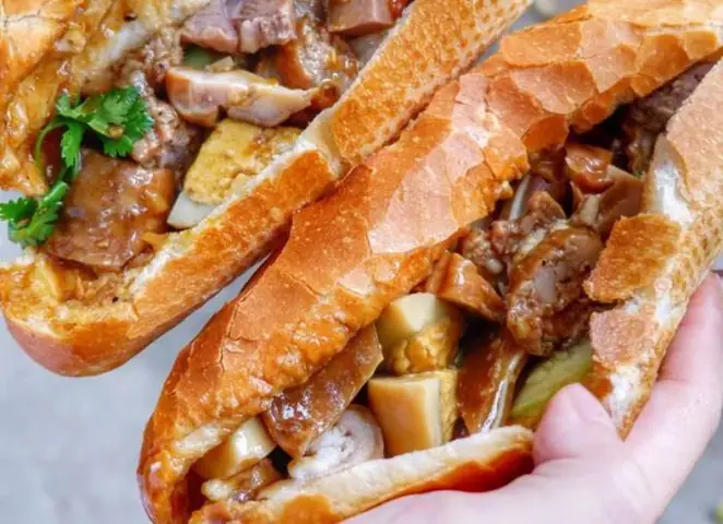 Bánh Mì Phá Lấu Trứng: Khám Phá Địa Điểm Ngon, Giá Rẻ Và Cách Làm Chuẩn Vị Bánh Mì Phá Lấu Trứng: Khám Phá Địa Điểm Ngon, Giá Rẻ Và Cách Làm Chuẩn Vị