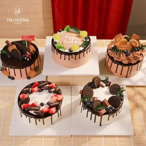 Top Mẫu Bánh Sinh Nhật Phủ Socola Đẹp Nhất & Cách Chọn Top Mẫu Bánh Sinh Nhật Phủ Socola Đẹp Nhất & Cách Chọn