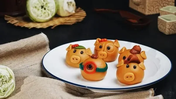 Bánh Trung Thu Hình Con Heo: Ý Nghĩa, Cách Làm & Nơi Mua Ngon