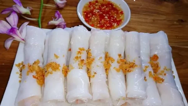 Bánh Ướt Chả Lụa Bao Nhiêu Calo? Ăn Có Béo Không Và Cách Ăn Giảm Cân