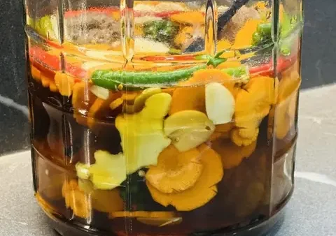 Bắp Bò Ngâm Dấm Để Được Bao Lâu? Hướng Dẫn Bảo Quản Chuẩn Theo Chuyên Gia