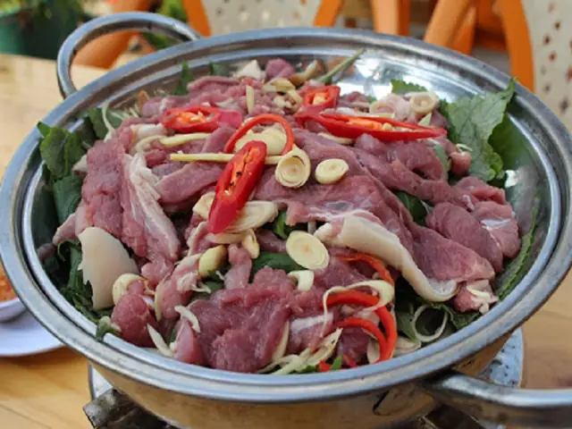 Cách Làm Bò Hấp Lá Tía Tô Mềm Ngon, Thơm Lừng Chuẩn Vị