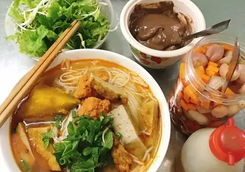 Khám Phá Bún Cá Ngừ Đà Nẵng: Top Quán Ngon & Cách Làm Chuẩn Vị
