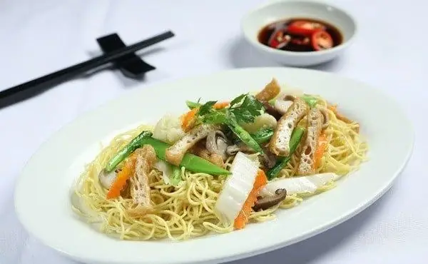 Bún Mì Xào Chay Bán Ở Đâu? Địa Chỉ Quán Tại TP.HCM