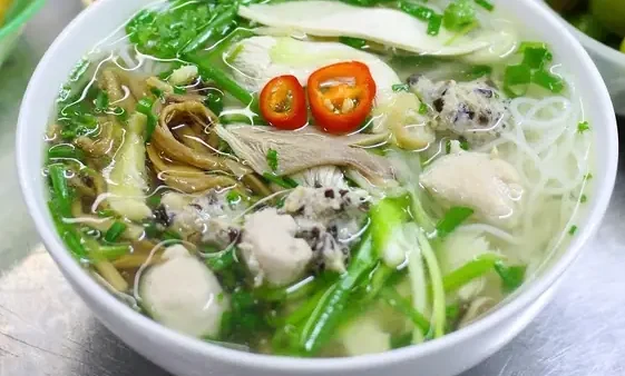Bún Mọc Ngon Hà Nội: Top Địa Chỉ Nhất Định Phải Thử & Cách Chọn