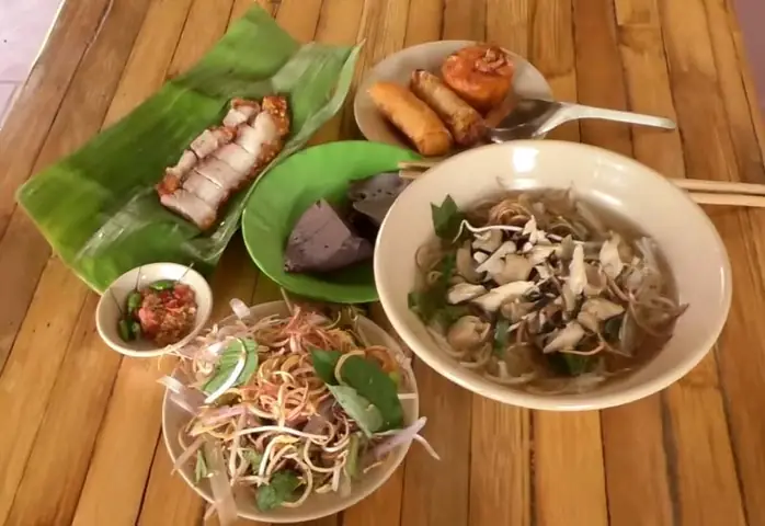 Bún Nước Lèo Cô Ba Trà Vinh: Địa Chỉ, Giá Cả Và Trải Nghiệm Độc Đáo Bún Nước Lèo Cô Ba Trà Vinh: Địa Chỉ, Giá Cả Và Trải Nghiệm Độc Đáo