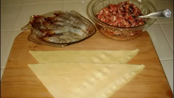 Cách Cuốn Tôm Hỏa Tiễn Thành Chả Giò Giòn Ngon Tại Nhà