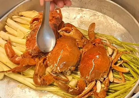 Cách Làm Cua Hấp Sả Thơm Ngon, Ngọt Thịt Chuẩn Vị Nhà Hàng Tại Nhà