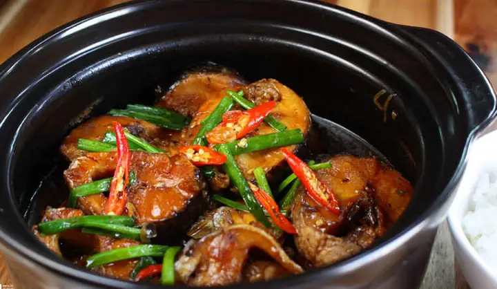 Cách Kho Cá Trê Không Tanh Ngon Chuẩn Vị Miền Tây