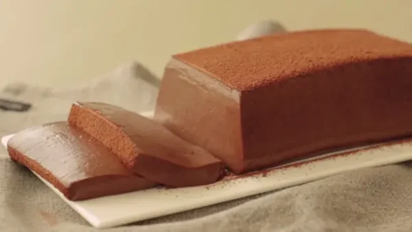 Cách Làm Bánh Mousse Socola Mịn Tan, Không Cần Lò Nướng & Gelatin