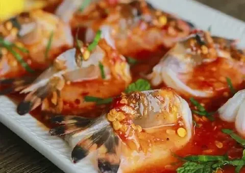 Hướng Dẫn Cách Làm Gỏi Tôm Sống Chuẩn Vị, Tươi Ngon & An Toàn Tại Nhà