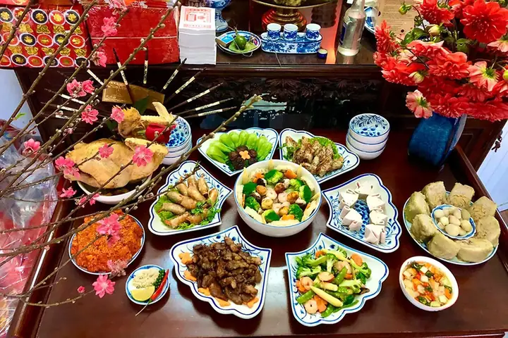 Cách Làm Mâm Cơm Cúng Đầy Đủ Nghi Thức Và Ý Nghĩa Cho Mọi Dịp Lễ Cách Làm Mâm Cơm Cúng Đầy Đủ Nghi Thức Và Ý Nghĩa Cho Mọi Dịp Lễ