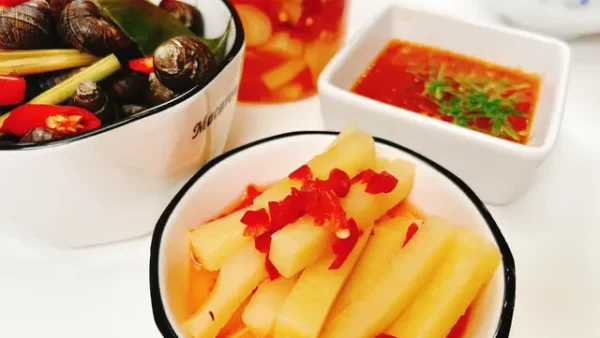 Hướng Dẫn Làm Măng Ngâm Chua Ngọt Giòn Ngon Chuẩn Vị Tại Nhà