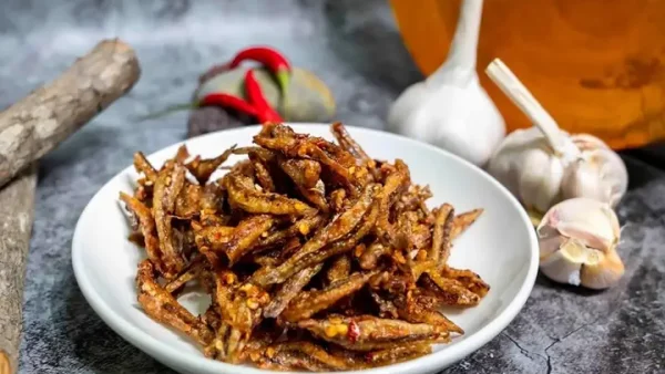 Cách Làm Cá Cơm Chua Ngọt Hao Cơm Đơn Giản Tại Nhà