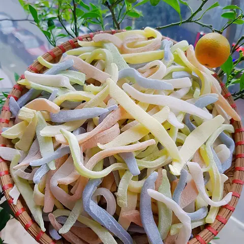 Bí Quyết Làm Mứt Dừa Sợi Ngon Dẻo Chuẩn Tết: Hướng Dẫn Chi Tiết Từ A-Z
