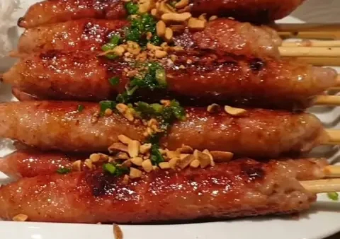 Cách Làm Nem Nướng Miền Nam Chuẩn Vị: Bí Quyết Đơn Giản Tại Nhà