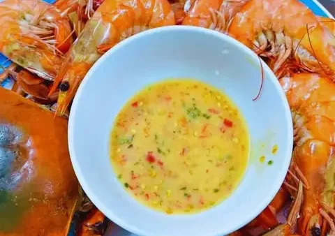 Cách Làm Nước Chấm Sữa Đặc Thơm Ngon Chuẩn Vị & Các Biến Tấu Hấp Dẫn