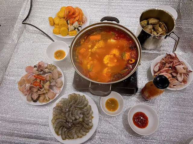 Cách Làm Nước Lẩu Hải Sản Ngọt Thanh Tự Nhiên Không Cần Hầm Xương Cách Làm Nước Lẩu Hải Sản Ngọt Thanh Tự Nhiên Không Cần Hầm Xương