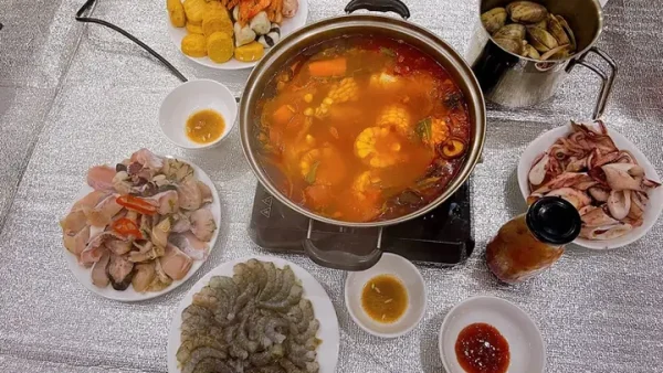 Cách Làm Nước Lẩu Hải Sản Ngọt Thanh Tự Nhiên Không Cần Hầm Xương