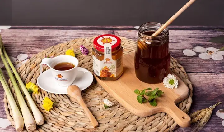 Cách Làm Và Đắp Mặt Nạ Sữa Chua Mật Ong: Công Thức Đơn Giản Tại Nhà Cách Làm Và Đắp Mặt Nạ Sữa Chua Mật Ong: Công Thức Đơn Giản Tại Nhà