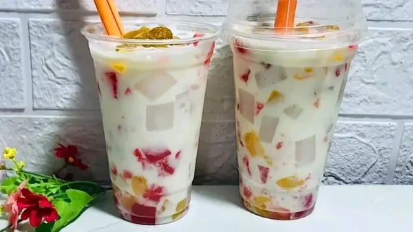 Hướng Dẫn Chi Tiết Cách Làm Thạch Sữa Chua Hoa Quả Ngon, Mát Lạnh Tại Nhà