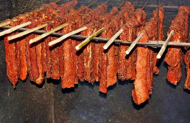 Cách Làm Thịt Hun Khói Tại Nhà Ngon Chuẩn Vị