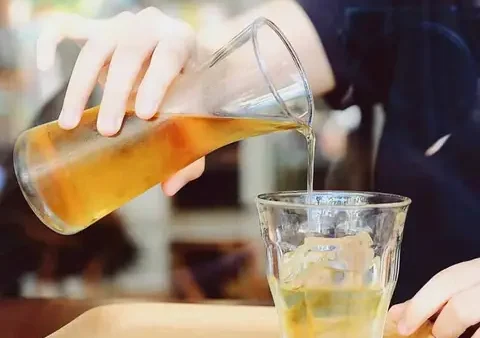 Cách Làm Trà Ủ Lạnh Ngon, Ít Đắng Và Giữ Trọn Hương Vị