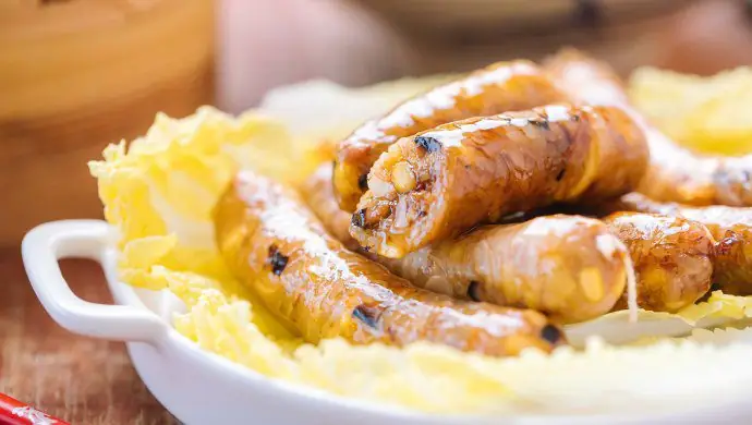 Hướng Dẫn Làm Xúc Xích Chay Tại Nhà Dai Ngon Chuẩn Vị