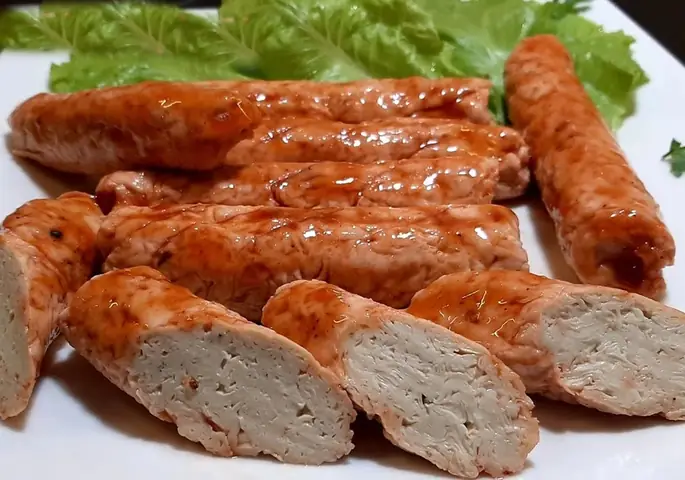 Hướng Dẫn Làm Xúc Xích Chay Tại Nhà Dai Ngon Chuẩn Vị