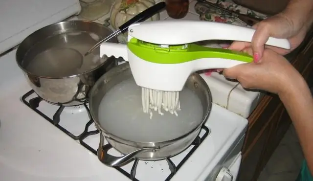 Cách Luộc Bánh Canh Bột Gạo Dai Ngon Chuẩn Vị Tại Nhà