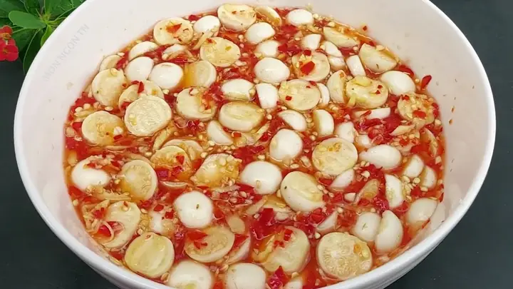 Cách Làm Cà Pháo Muối Xổi Ăn Liền Ngon, Giòn, Không Bị Đen Chỉ Sau 1-2 Ngày Cách Làm Cà Pháo Muối Xổi Ăn Liền Ngon, Giòn, Không Bị Đen Chỉ Sau 1-2 Ngày