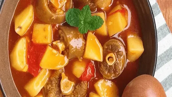 Cách Nấu Đuôi Bò Sốt Vang Thơm Ngon Chuẩn Vị Gia Đình