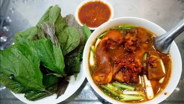 Cách Nấu Hủ Tiếu Dê Thơm Ngon, Chuẩn Vị, Không Hôi Mùi Dê Tại Nhà