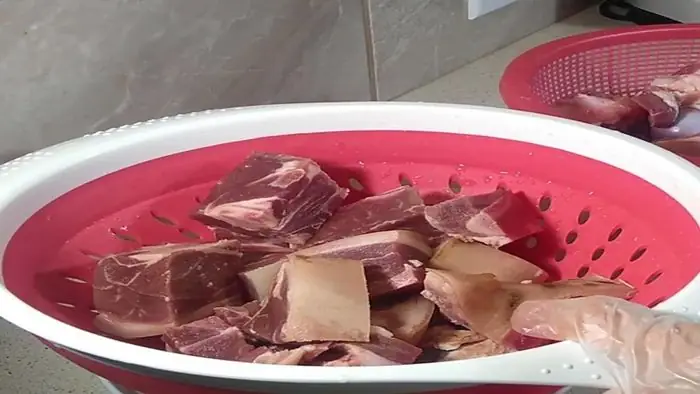 Cách Nấu Hủ Tiếu Dê Thơm Ngon, Chuẩn Vị, Không Hôi Mùi Dê Tại Nhà Cách Nấu Hủ Tiếu Dê Thơm Ngon, Chuẩn Vị, Không Hôi Mùi Dê Tại Nhà