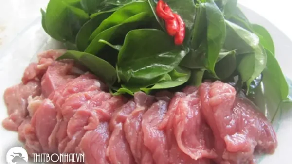 Cách Nấu Lẩu Bò Lá Giang Chua Cay Đậm Đà Chuẩn Vị Tại Nhà