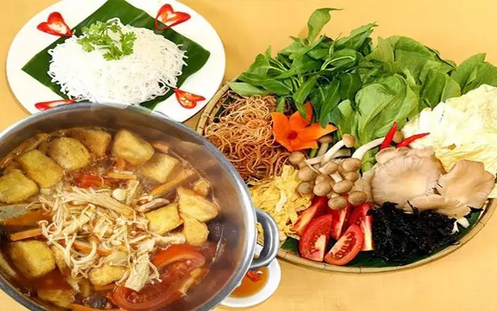Cách Nấu Lẩu Chay Chua Ngọt Đơn Giản Thơm Ngon Tại Nhà Cách Nấu Lẩu Chay Chua Ngọt Đơn Giản Thơm Ngon Tại Nhà