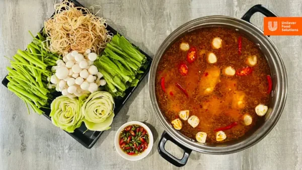 Cách Nấu Lẩu Gà Chua Ngọt Thơm Ngon Đậm Vị Tại Nhà