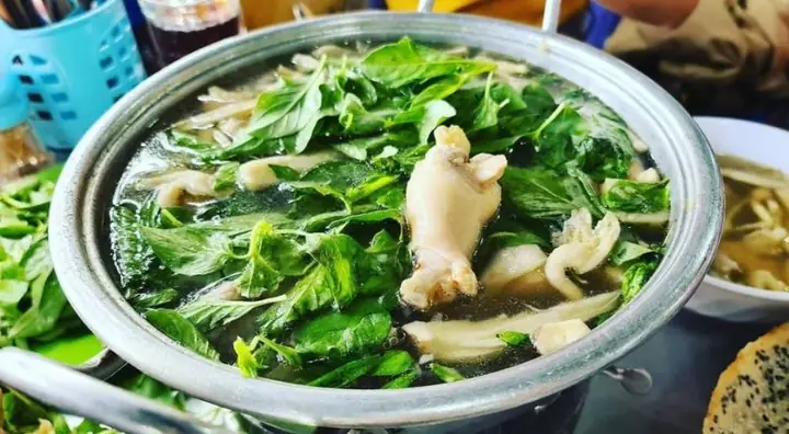 Cách Nấu Lẩu Gà Lá É Chuẩn Vị Đà Lạt Thơm Ngon Tại Nhà Cách Nấu Lẩu Gà Lá É Chuẩn Vị Đà Lạt Thơm Ngon Tại Nhà