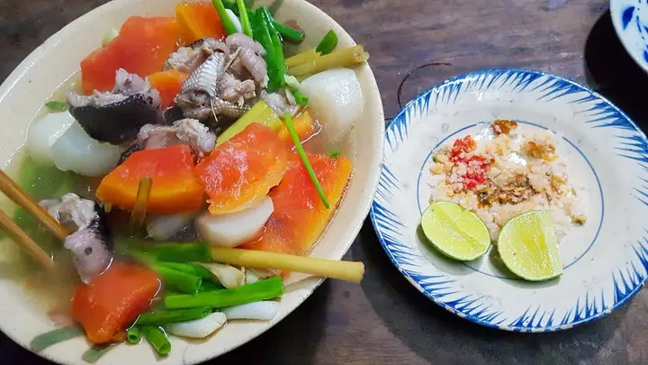 Cách Nấu Rắn Hầm Đu Đủ Tại Nhà: Thơm Ngon, Chuẩn Vị Miền Tây